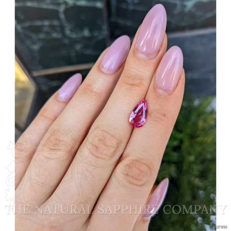 3.03 Ct. Pink Sapphire from Ceylon (Sri Lanka)
