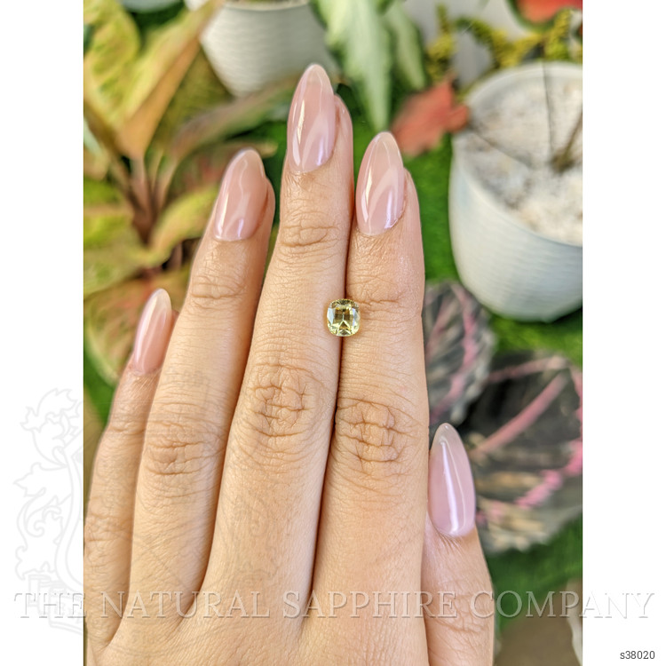1.31 Ct. Yellow Sapphire from Ceylon (Sri Lanka)