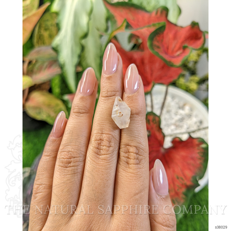 11.59 Ct. Yellow Sapphire Crystal from Ceylon (Sri Lanka)