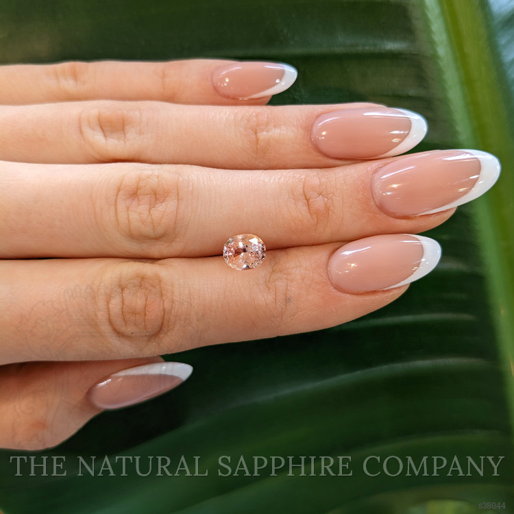 2.52 Ct. Padparadscha Sapphire from Ceylon (Sri Lanka)