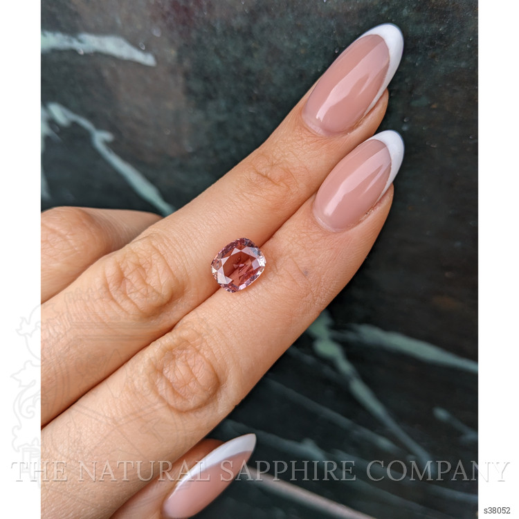 3.25 Ct. Padparadscha Sapphire from Ceylon (Sri Lanka)