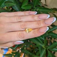 4.74 Ct. Yellow Sapphire from Ceylon (Sri Lanka) Life Style