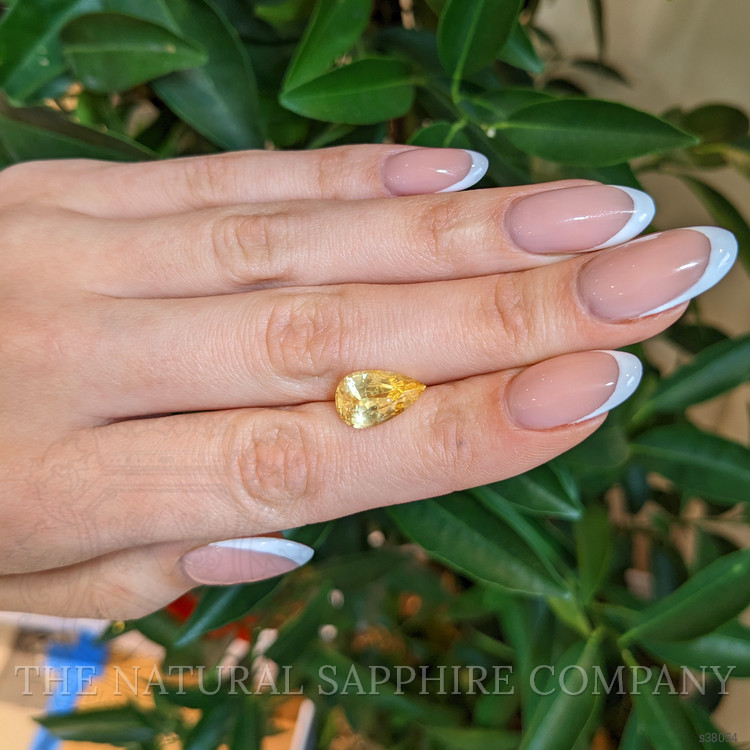 4.74 Ct. Yellow Sapphire from Ceylon (Sri Lanka)
