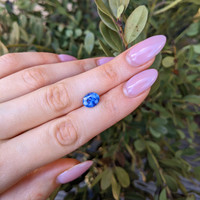 2.99 Ct. Blue Sapphire from Ceylon (Sri Lanka) Life Style