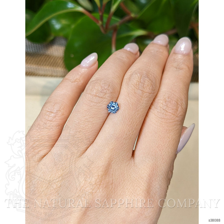 0.67 Ct. Purplish Blue Sapphire from Montana