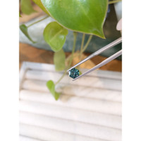 0.96 Ct. Bluish Green Sapphire from Montana Life Style