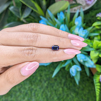 1.34 Ct. Purplish Blue Sapphire from Tanzania Life Style