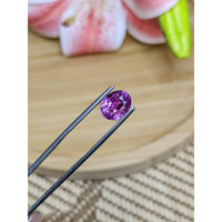 4.13 Ct. Pinkish Purple Sapphire from Ceylon (Sri Lanka) Life Style