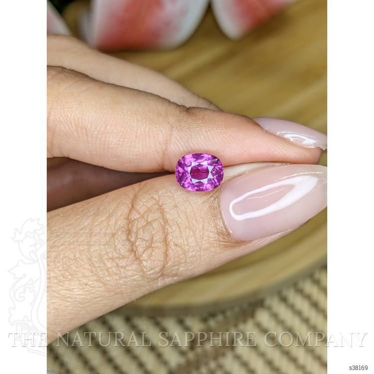 1.79 Ct. Pink Sapphire from Ceylon (Sri Lanka)