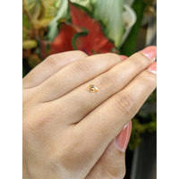 0.50 Ct. Padparadscha Sapphire from Ceylon (Sri Lanka) Life Style