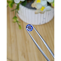 1.04 Ct. Blue Sapphire from Ceylon (Sri Lanka) Life Style