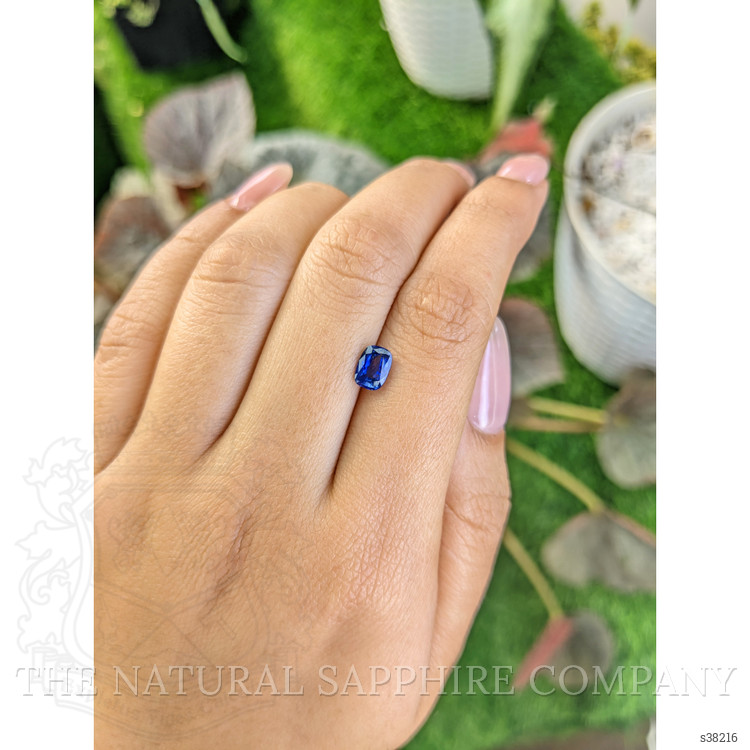 1.03 Ct. Blue Sapphire from Ceylon (Sri Lanka)