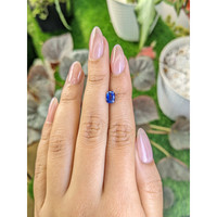 1.03 Ct. Blue Sapphire from Ceylon (Sri Lanka) Life Style