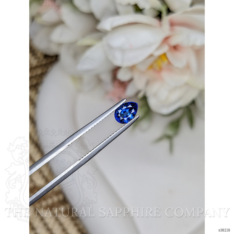 1.04 Ct. Blue Sapphire from Ceylon (Sri Lanka)