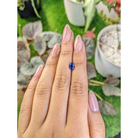 1.04 Ct. Blue Sapphire from Ceylon (Sri Lanka) Life Style