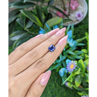 2.18 Ct. Blue Sapphire from Tanzania Life Style