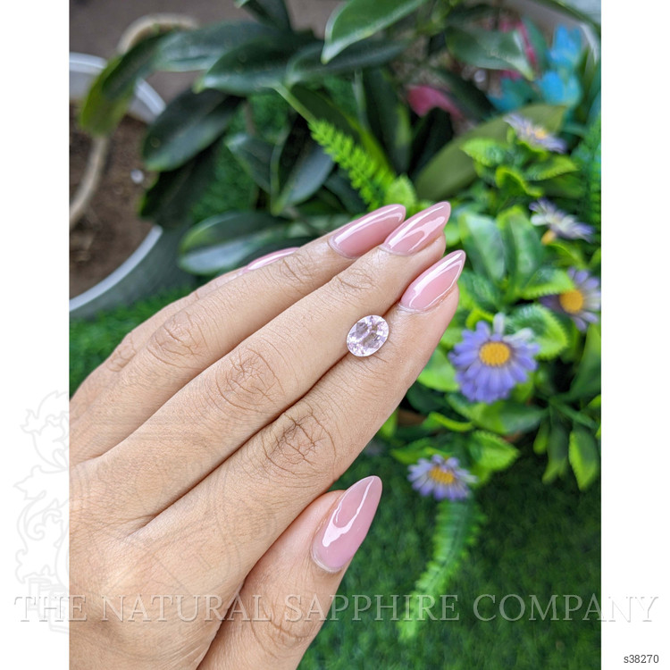 1.70 Ct. Pink Sapphire from Ceylon (Sri Lanka)