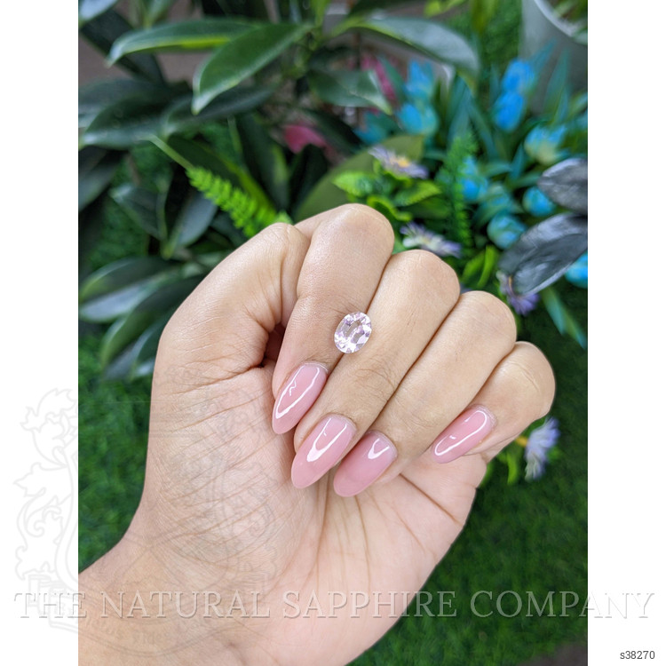 1.70 Ct. Pink Sapphire from Ceylon (Sri Lanka)