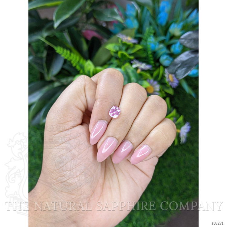 1.26 Ct. Purplish Pink Sapphire from Ceylon (Sri Lanka)