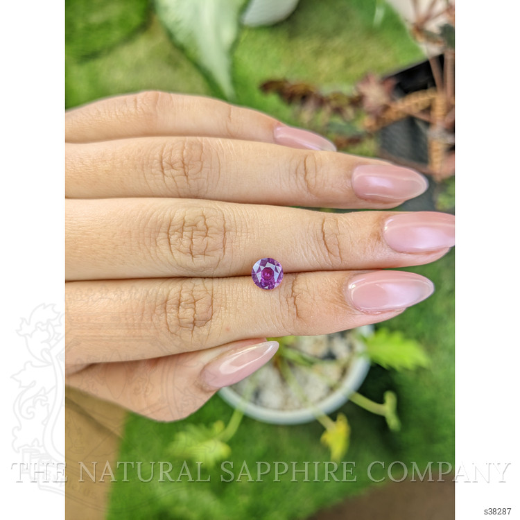 1.23 Ct. Purplish Pink Sapphire from Ceylon (Sri Lanka)