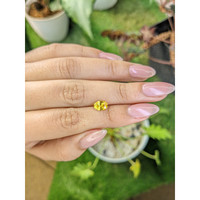 1.13 Ct. Yellow Sapphire from Ceylon (Sri Lanka) Life Style