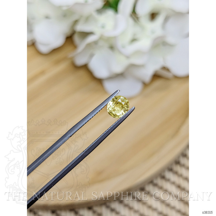 1.08 Ct. Yellow Sapphire from Ceylon (Sri Lanka)