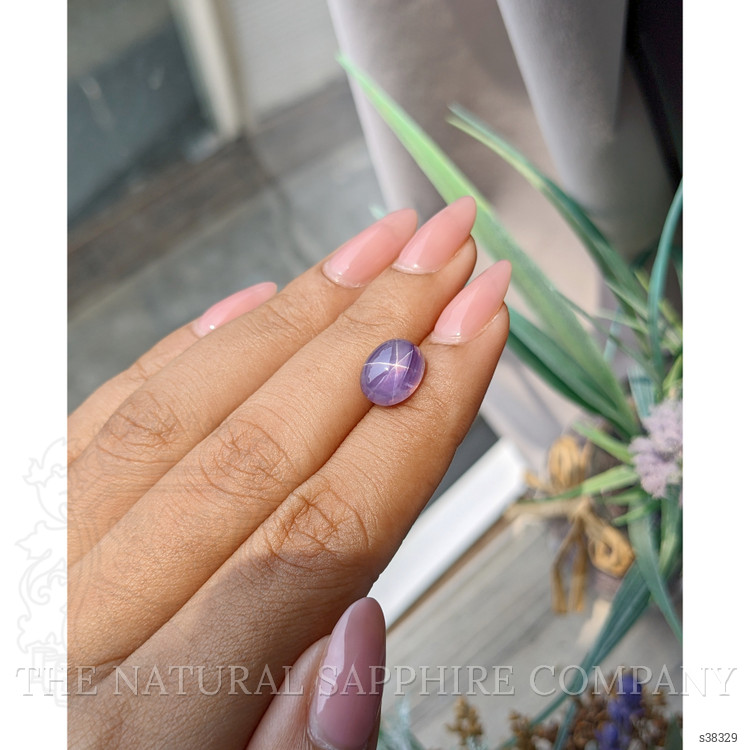6.53 Ct. Bluish Purple Star Sapphire from Ceylon (Sri Lanka)