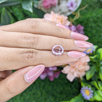 3.58 Ct. Pink Sapphire from Ceylon (Sri Lanka) Life Style