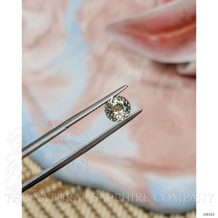 1.27 Ct. Yellowish Green Sapphire from Montana