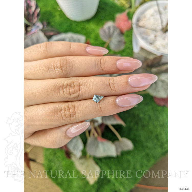 0.96 Ct. Bluish Green Sapphire from Montana