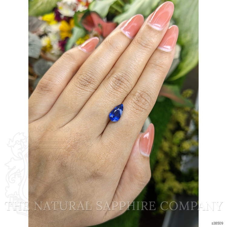3.17 Ct. Blue Sapphire from Ceylon (Sri Lanka)