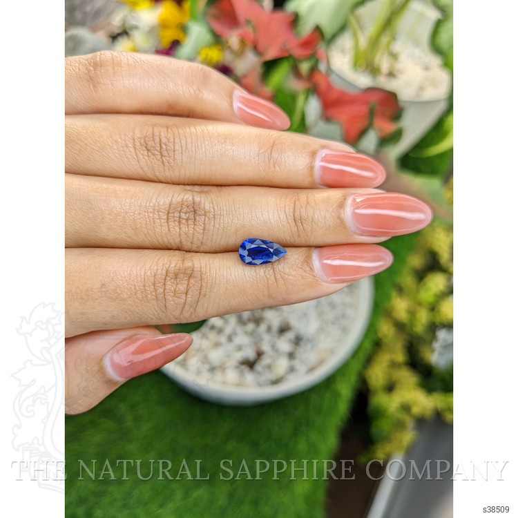 3.17 Ct. Blue Sapphire from Ceylon (Sri Lanka)