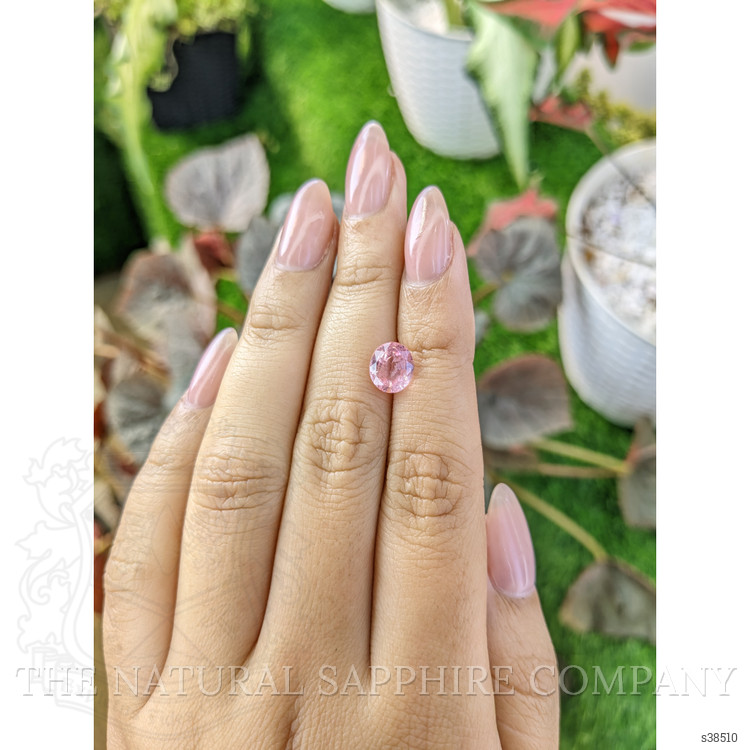 2.53 Ct. Padparadscha Sapphire from Ceylon (Sri Lanka)