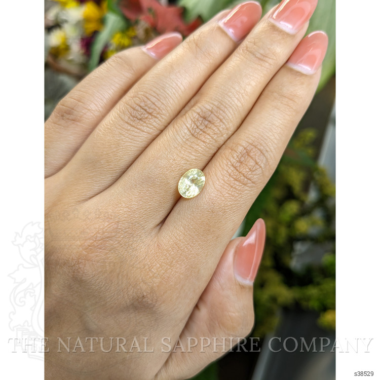 2.54 Ct. Yellow Sapphire from Ceylon (Sri Lanka)