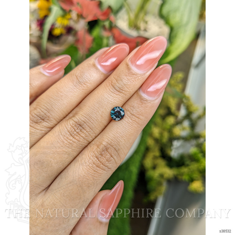 1.23 Ct. Bluish Green Sapphire from Ceylon (Sri Lanka)