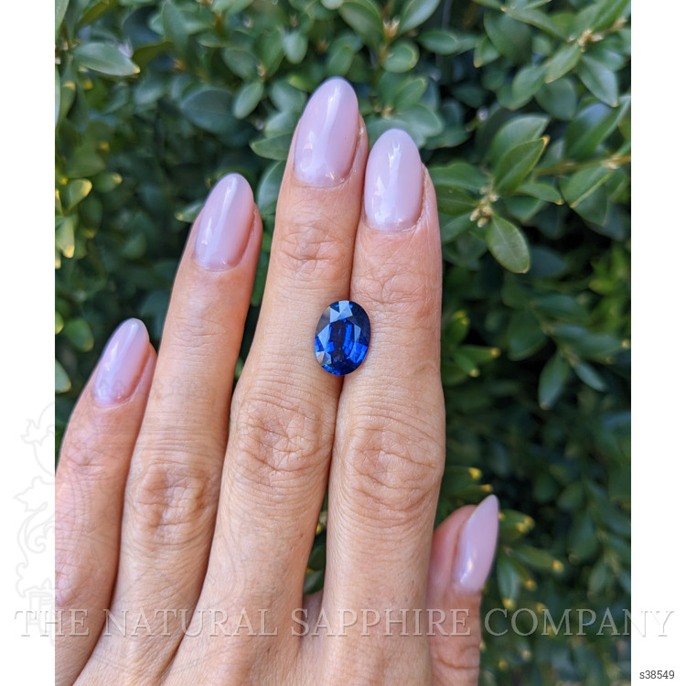 4.04 Ct. Blue Sapphire from Ceylon (Sri Lanka)
