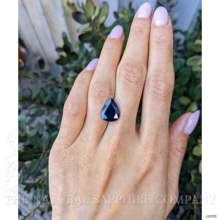 5.39 Ct. Blue Sapphire from Ceylon (Sri Lanka)