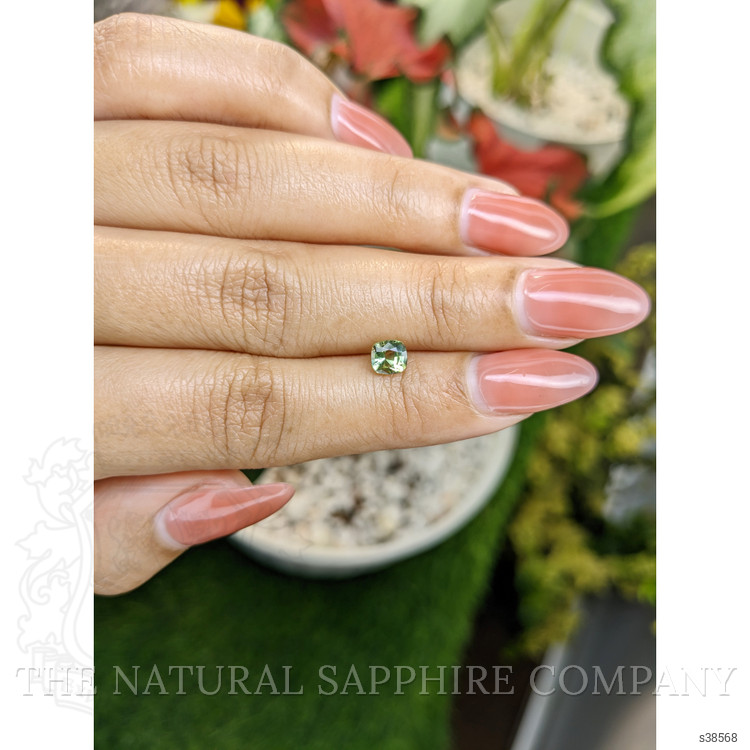 0.80 Ct. Yellowish Green Sapphire from Ceylon (Sri Lanka)