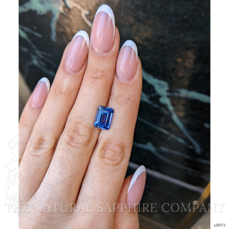 4.68 Ct. Blue Sapphire from Ceylon (Sri Lanka)