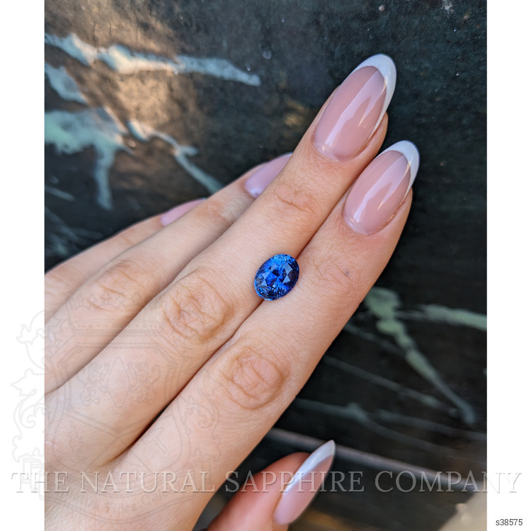 3.91 Ct. Blue Sapphire from Ceylon (Sri Lanka)