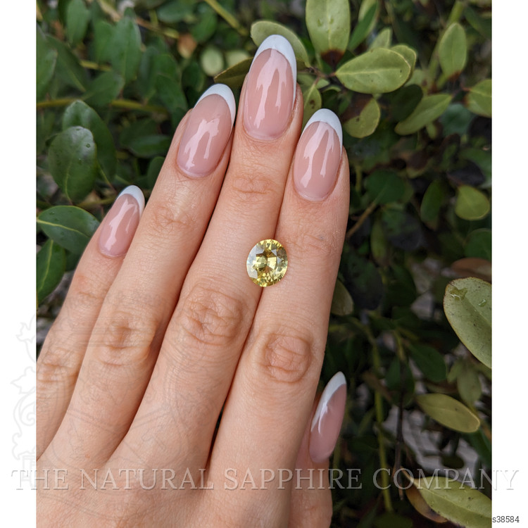 3.56 Ct. Yellow Sapphire from Ceylon (Sri Lanka)