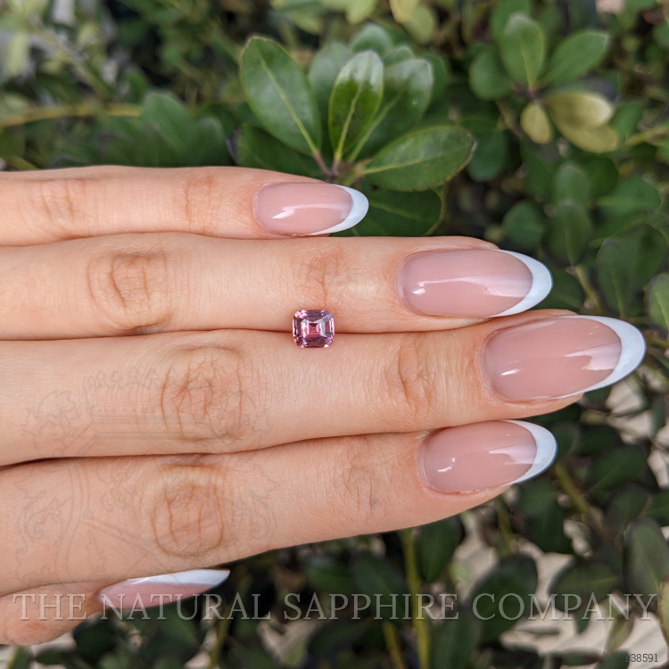 1.08 Ct. Padparadscha Sapphire from Ceylon (Sri Lanka)