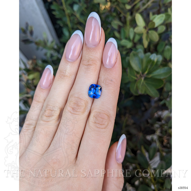 4.29 Ct. Blue Sapphire from Ceylon (Sri Lanka)