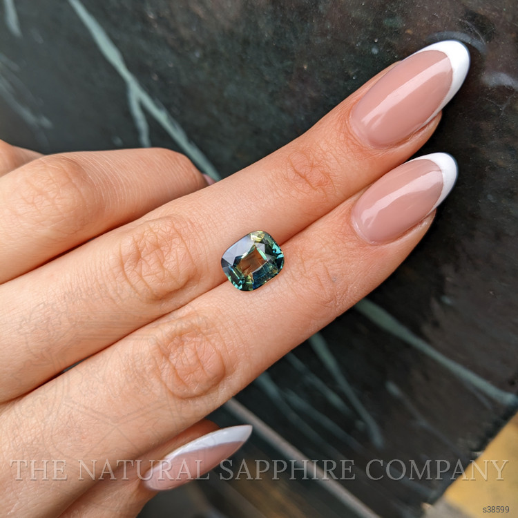 5.01 Ct. Bi Color Sapphire from Australia