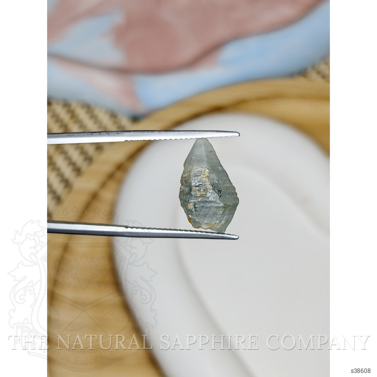 10.10 Ct. Green Sapphire Crystal from Ceylon (Sri Lanka)