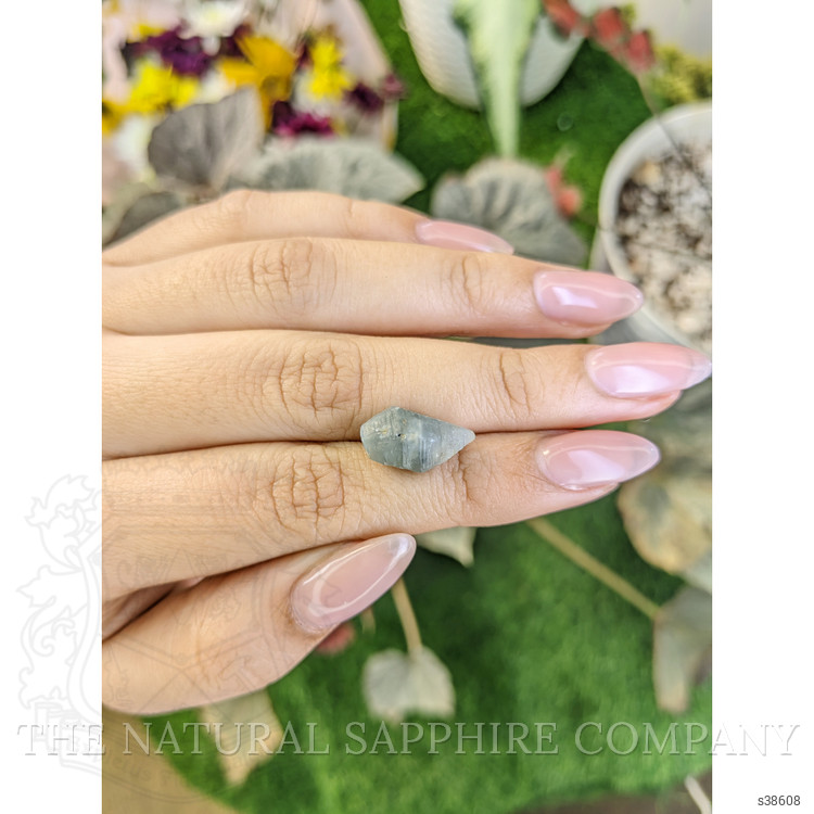 10.10 Ct. Green Sapphire Crystal from Ceylon (Sri Lanka)