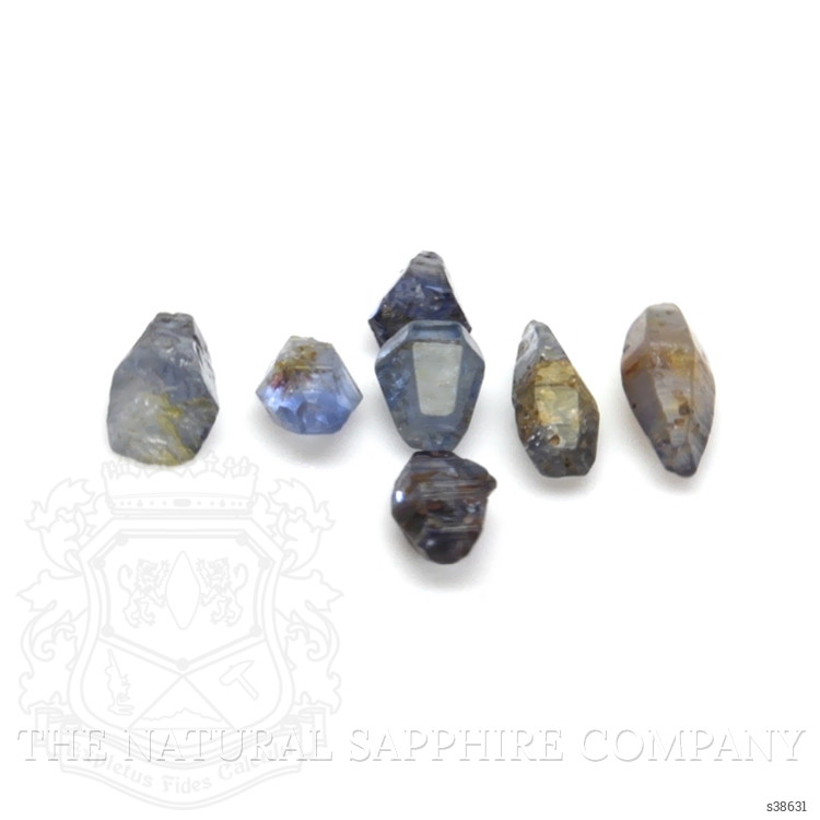 17.82 Ct. Blue Sapphire Crystal from Ceylon (Sri Lanka)