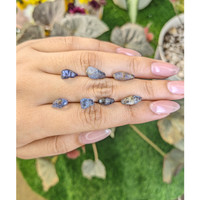 17.82 Ct. Blue Sapphire Crystal from Ceylon (Sri Lanka) Life Style