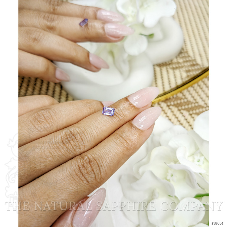 0.67 Ct. Purple Sapphire from Ceylon (Sri Lanka)