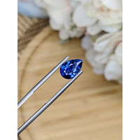 2.53 Ct. Blue Sapphire from Ceylon (Sri Lanka) Life Style